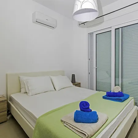 Hill & Sea View Apartment Kolymbia